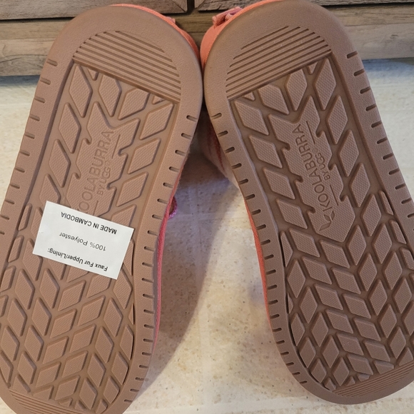 Girls Koolaburra by Ugg Pink Boots - Picture 4 of 6